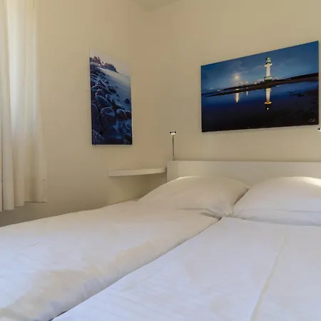 Blanker-hans-weg 7 Whg 1 Apartment