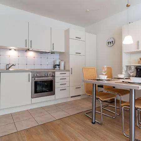 Apartment Blanker-hans-weg 7 Whg 1 *